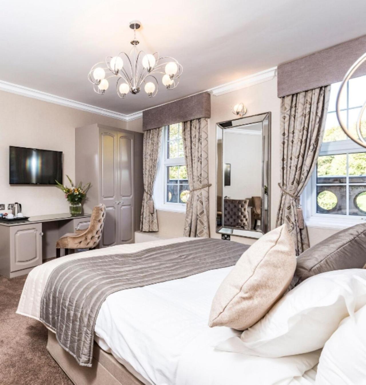 Borough Arms Hotel Newcastle-under-Lyme Ngoại thất bức ảnh